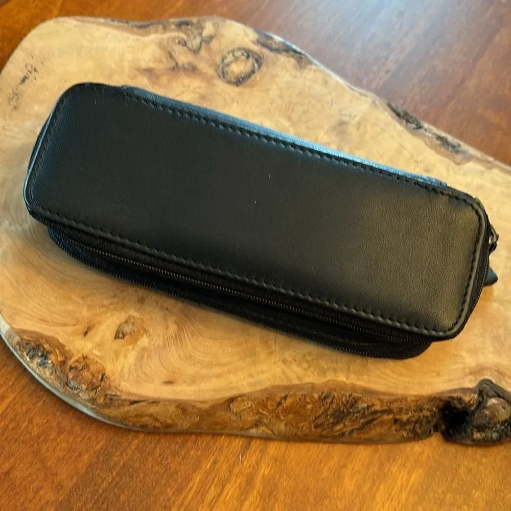 NEW Etienne Aigner Leather Double Zip Eye Glasses Case